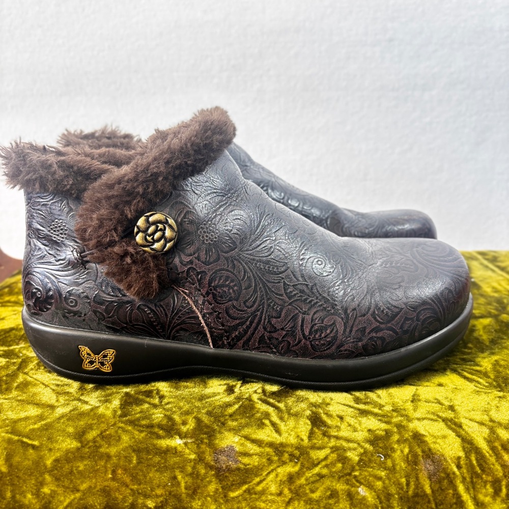 Alegria Embossed Floral Leather Faux Fur Trim Ankle Boots Brown Burgundy Rose 41